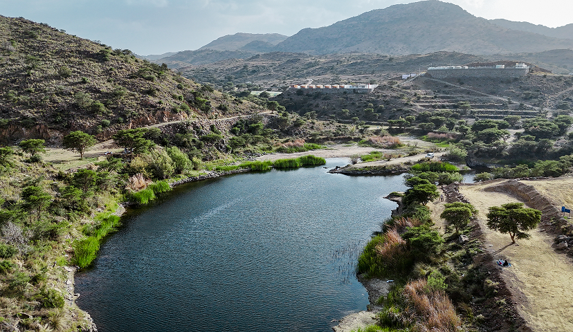 THE ULTIMATE GUIDE TO DESERT HIKING